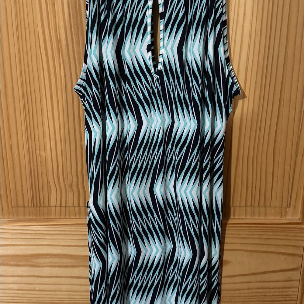 Geometric Sleeveless Dress in Black and Blue